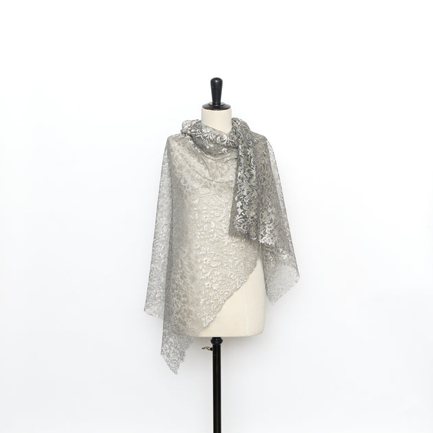 T26M15742 | Silver Floral Lace