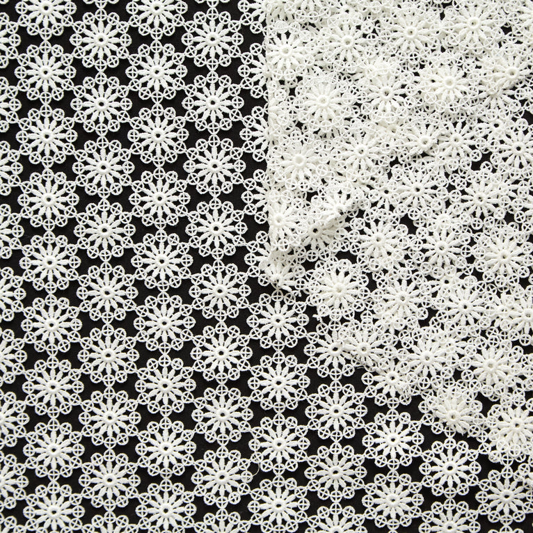 T26M15748 | Floral Cotton Guipure - view 1