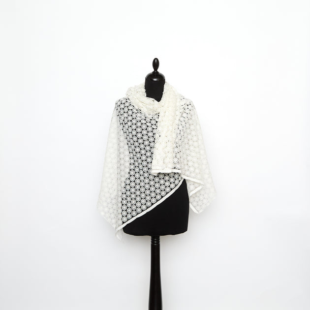 T26M15748 | Floral Cotton Guipure