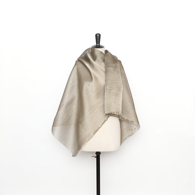 T26M15787 | Gold & Silver English-Style Gauze