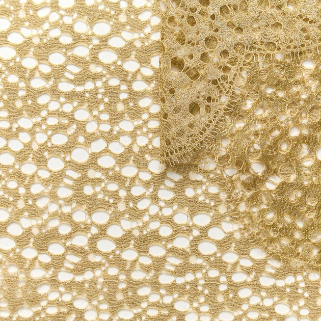T26M15803 | Dentelle Ajourée Dorée