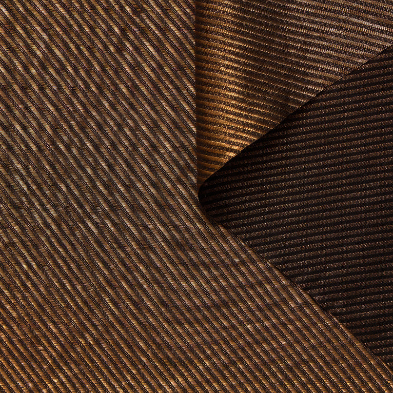 T26M15814 | Lamé Silk Diagonal - view 1
