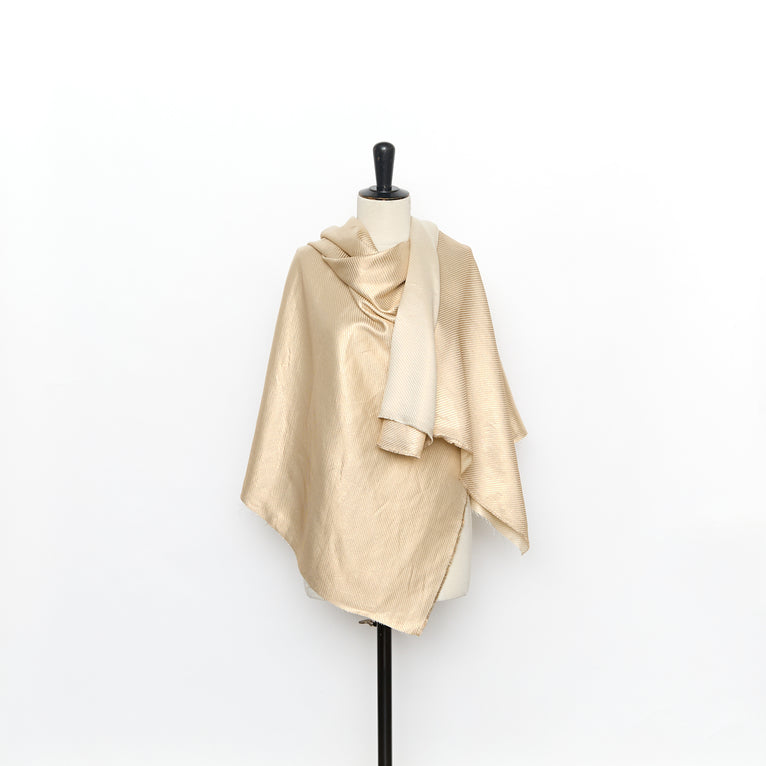 T26M15815 | Lamé Silk Diagonal - view 2