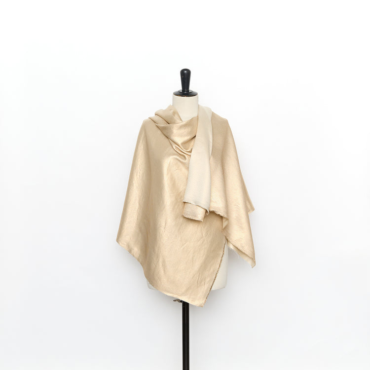 T26M15815 | Lamé Silk Diagonal - view 2