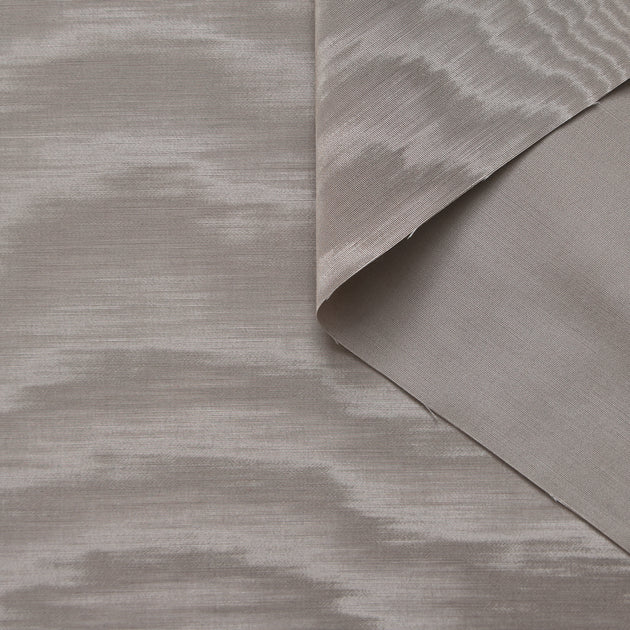 T26M15835 | Moiré Viscose & Virgin Wool Faille