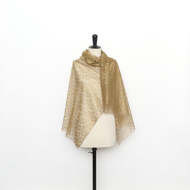 T26M15875 | Gold Floral Lace