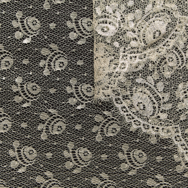 T26M15878 | Silver Floral Lace