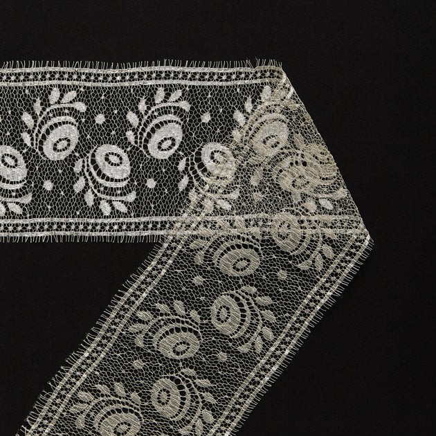T26M15880 | Silver Floral Galloon Lace 13cm