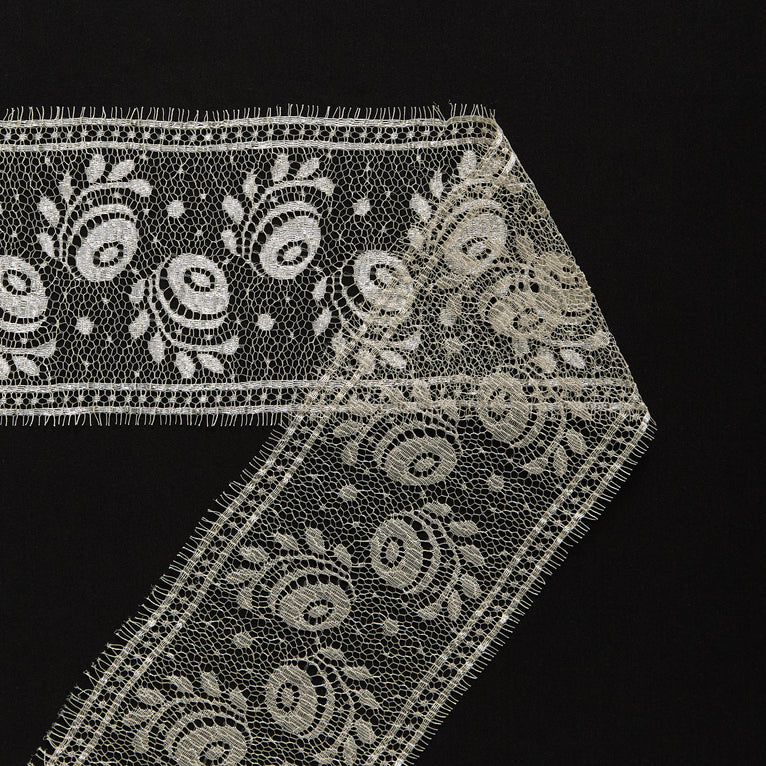 T26M15880 | Silver Floral Galloon Lace 13cm - view 1