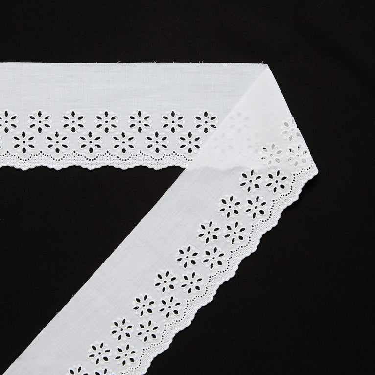 T26M15897 | Galon Broderie Anglaise sur Voile en Coton 8,5cm - vue 1