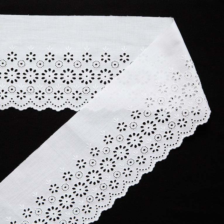T26M15906 | Galon Broderie Anglaise sur Voile en Coton 13cm - vue 1