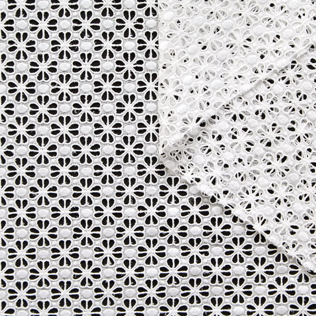 T26M15913 | Broderie Anglaise sur Voile en Coton