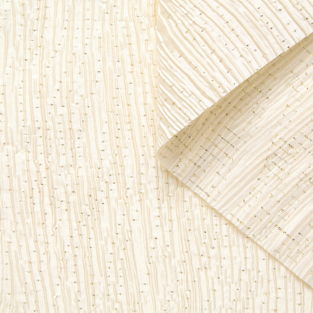 T26M15942 | Lamé Plumetis Silk Seersucker