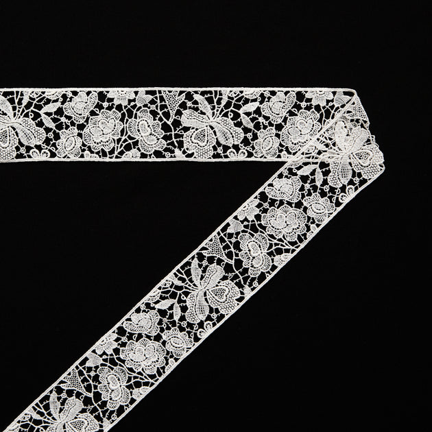 T26M15977 | Floral Cotton Galloon Guipure 5cm