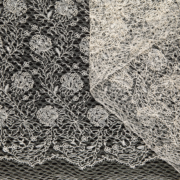 T26M15990 | Floral Lace