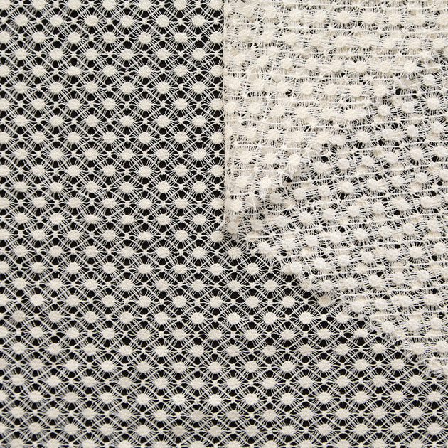 T26M15997 | Geometrical Lace