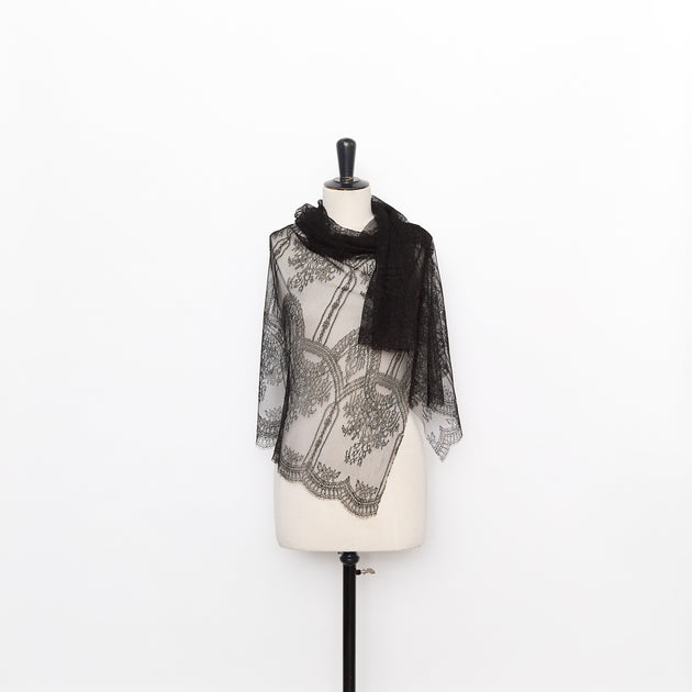 T26M16013 | Floral Lace 90cm