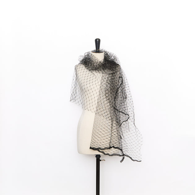 T26M16303 | Large Width Geometric Lace