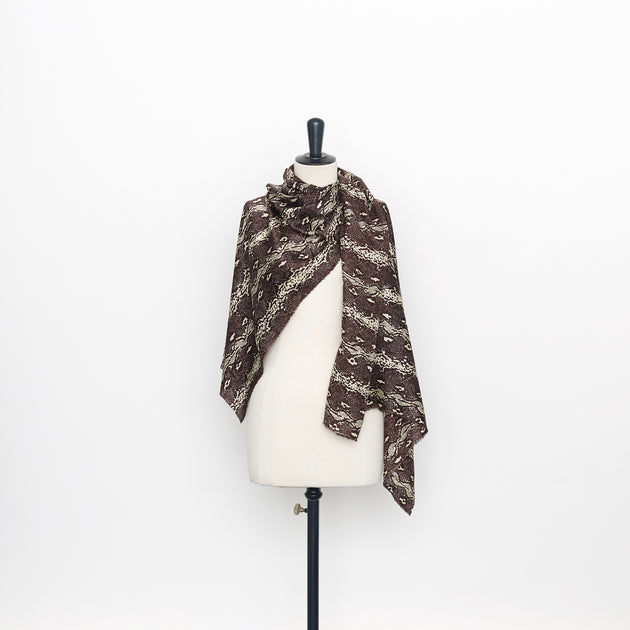 T22A02117 | Snake Print Silk Satin