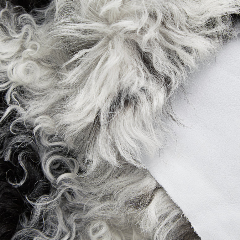 C20A00009 | Curly Black &amp; White Tigrado Lambskin - view 1