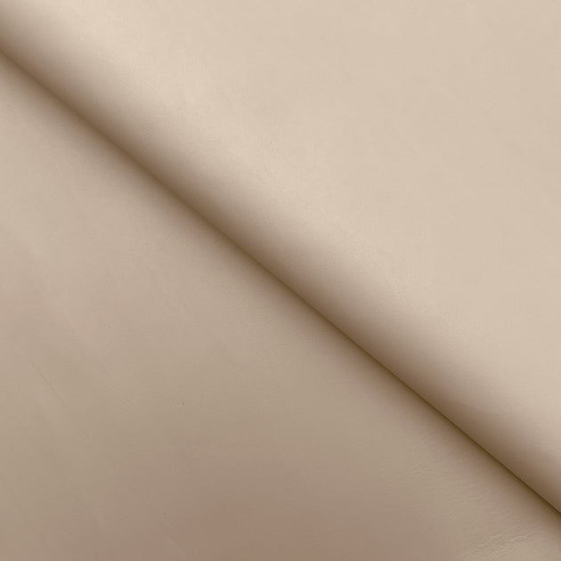 C22B00022 | Cuir de Veau Lisse Mat