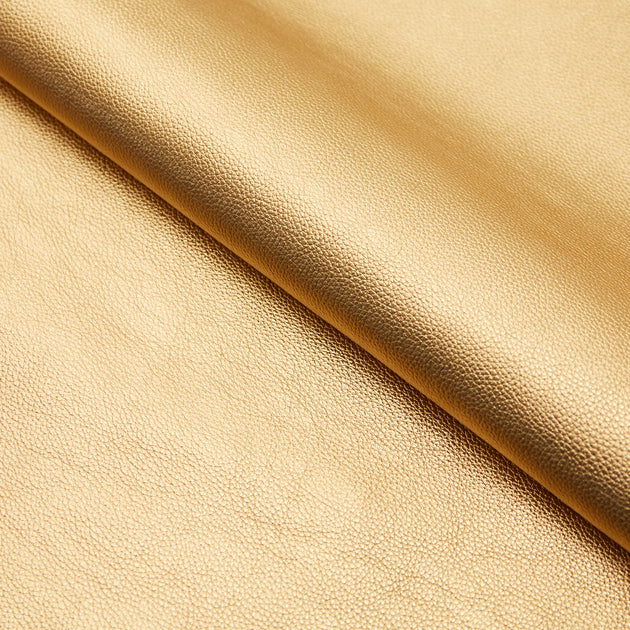 C22S00007 | Shiny large grain calfskin