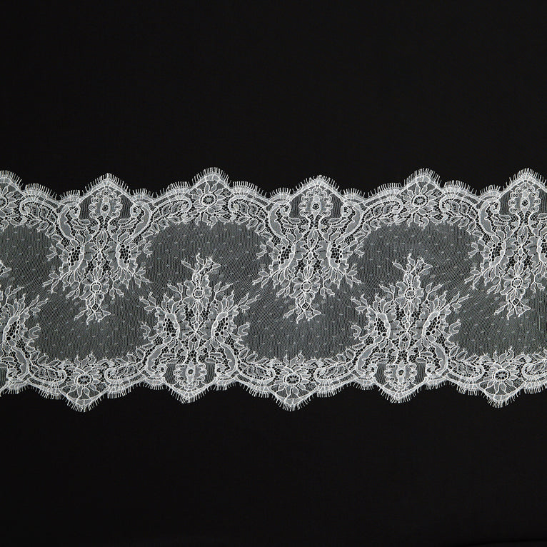D20A00001 | Polyviscose Antique Floral Lace - view 2