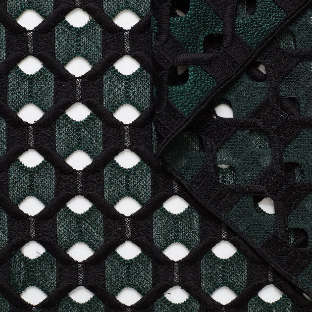 D21C00011 | Geometric Heavy Embroidery