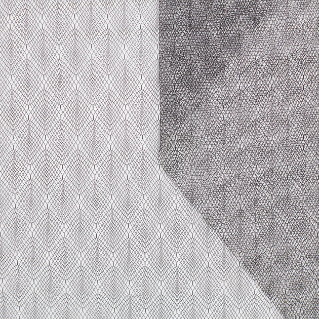 D21C00012 | Large diamond lace