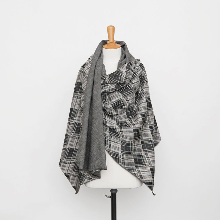M20A00028 | Diamond Jacquard Jersey - view 2