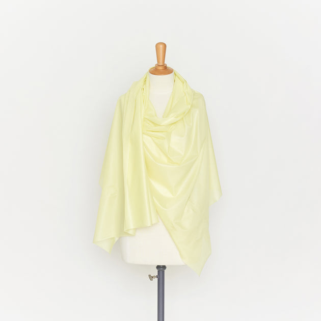 M21B00049 | Shiny Mesh
