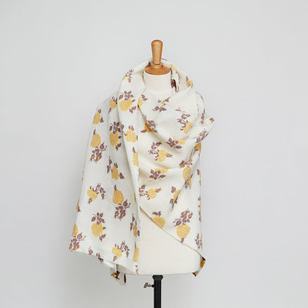 T20A00024 | Bonded Seersucker Floral Jacquard