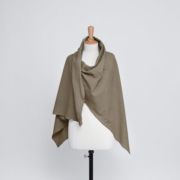 T20A00115 | Technical Check Houndstooth