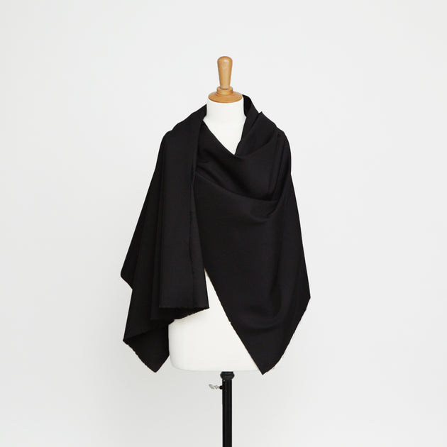 T20A00127 | Silk And Wool Tuxedo