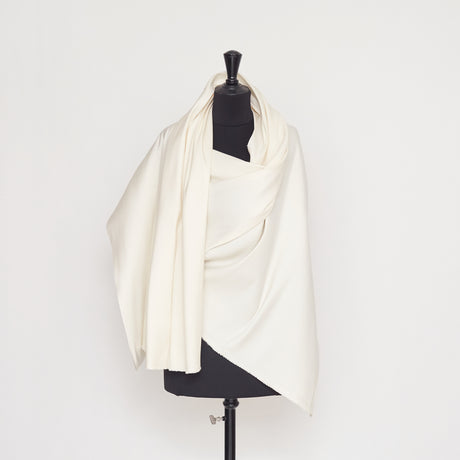  Silk And Wool Smoking