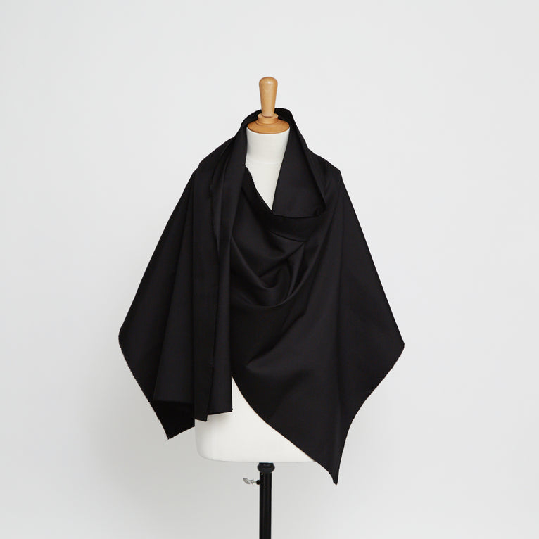 T20A00132 | Silk And Wool Smoking - view 16