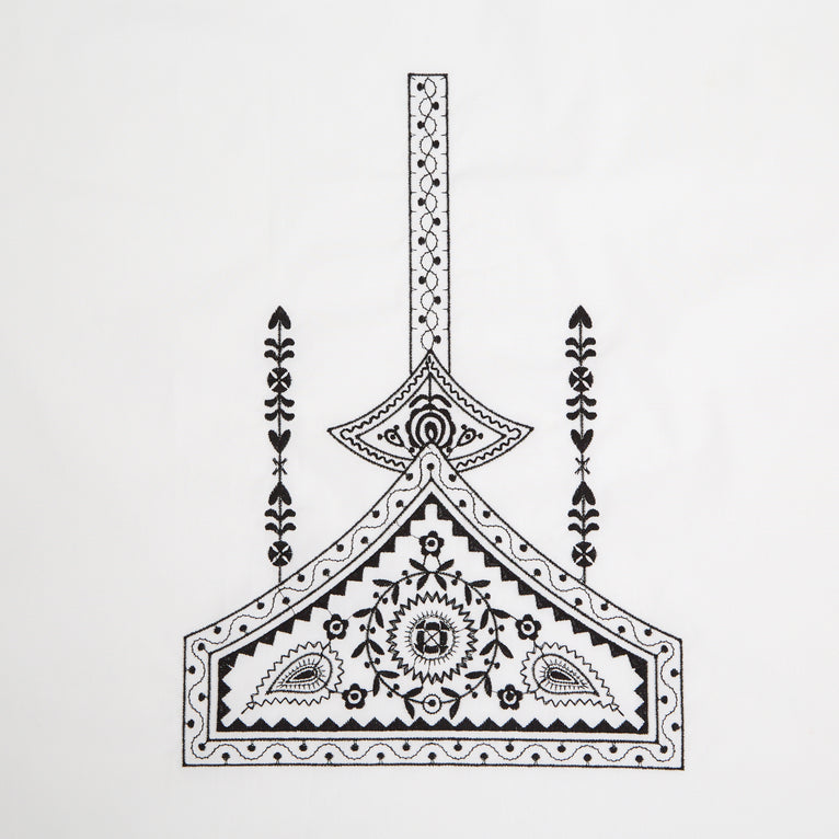 T20A00147 | Embroidery Circle And Pyramid Cotton Poplin - view 2
