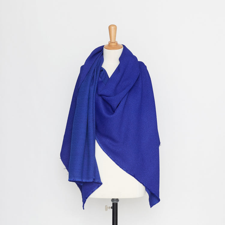 T20A00194 | Heavy Textured Sable - view 4
