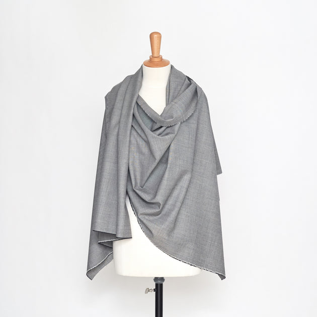 T20A00203 | Soft Wool Melange Suiting