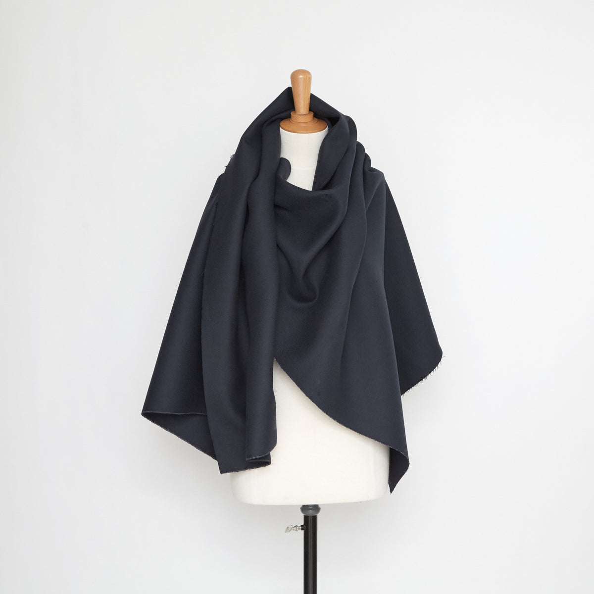 T20A00206 | Splittable Wool gabardine