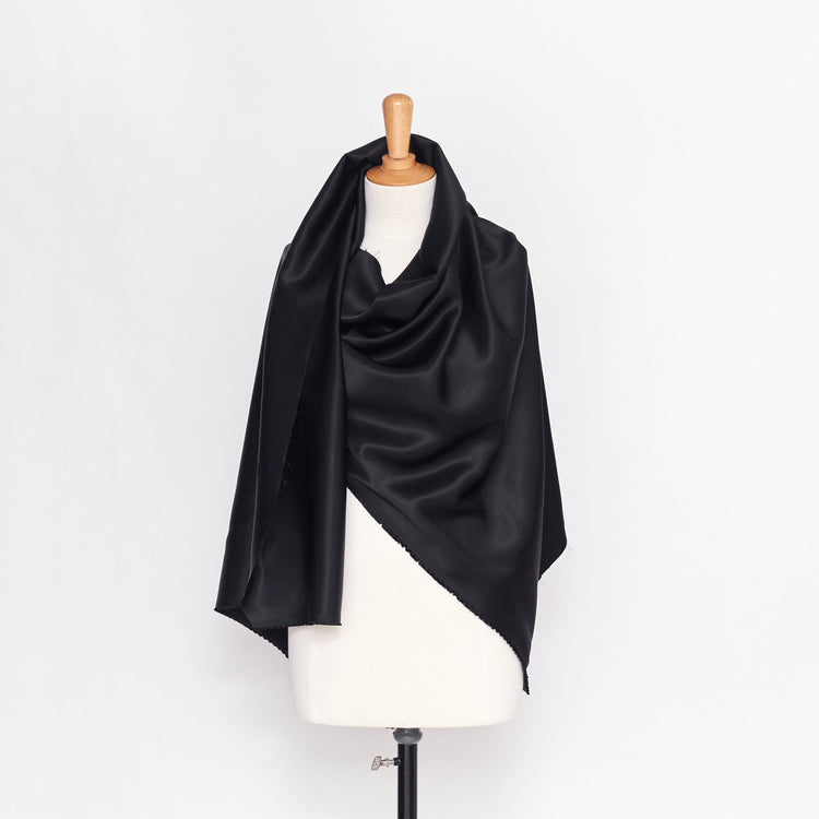 T20A00214 | Drape Fluid Viscose - view 4