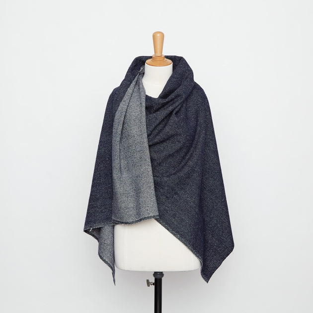 T20A00235 | Irregular Heavy Diagonal Silk
