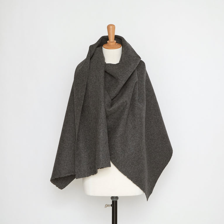 T20A00245 | Splittable Fluffy Wool - view 4