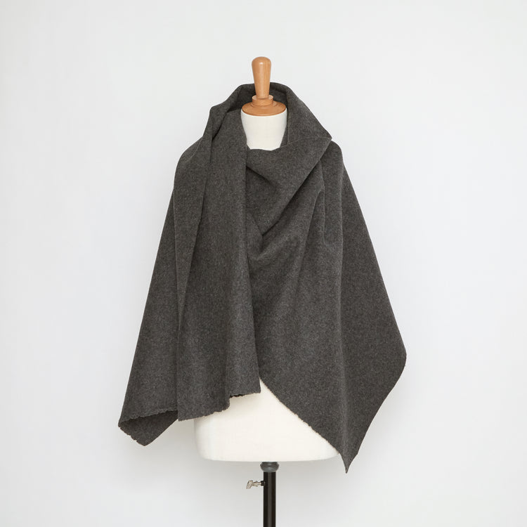 T20A00245 | Splittable Fluffy Wool - view 3