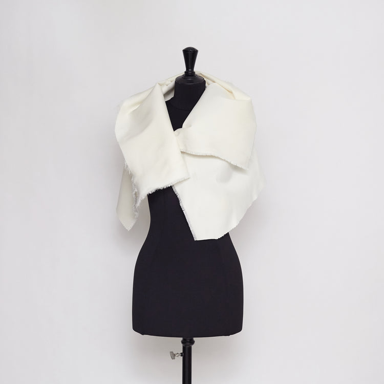 T20A00267 | Soft Tailoring Stretch Viscose Twill - view 3