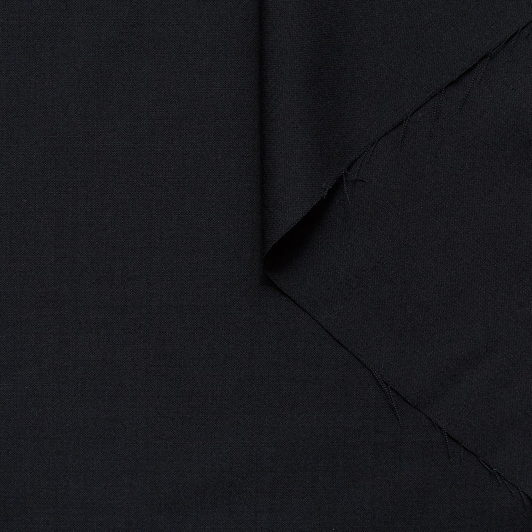 T20A00288 | Fluid Suiting - view 5