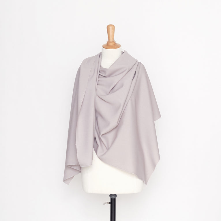 T20A00288 | Fluid Suiting - view 2