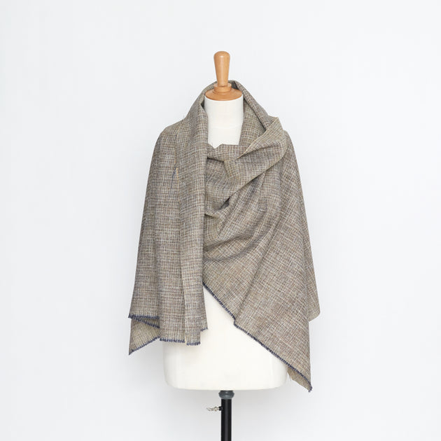 T20A00302 | Light Jarre Tweed Suiting