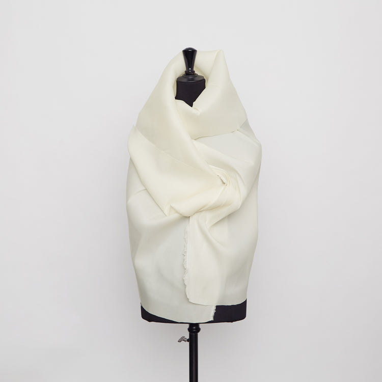 T20A00307 | Stretch Organdi - view 3