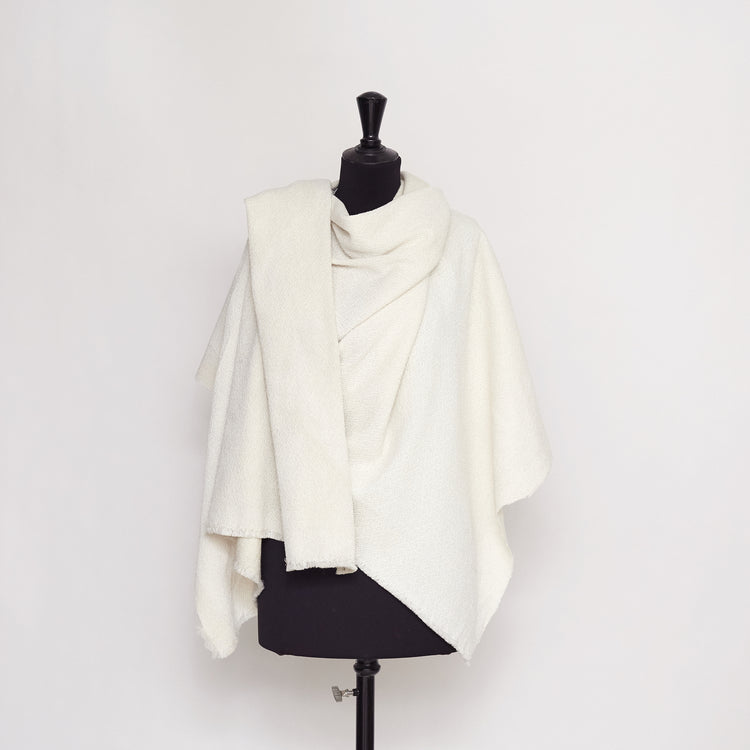 T20A00352 | Heavy Boucle Crepe - view 2